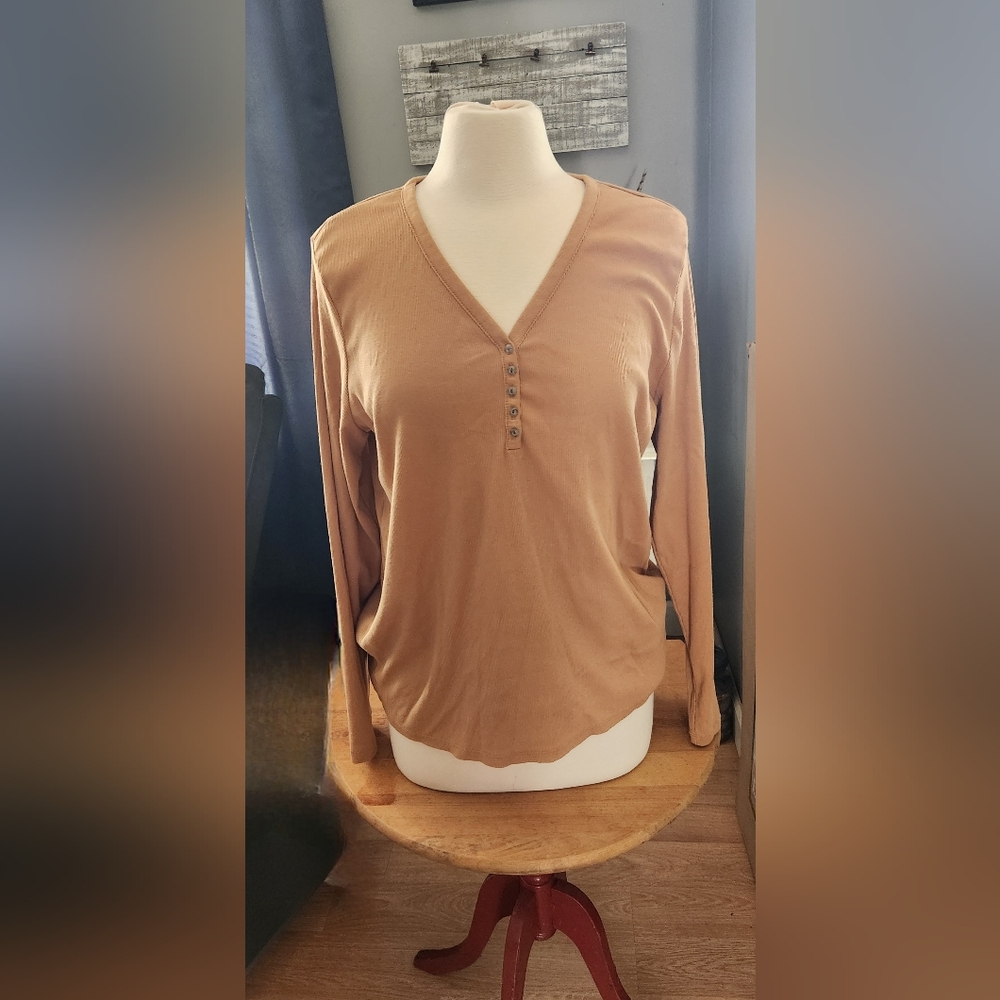 Womens GAP long sleeve